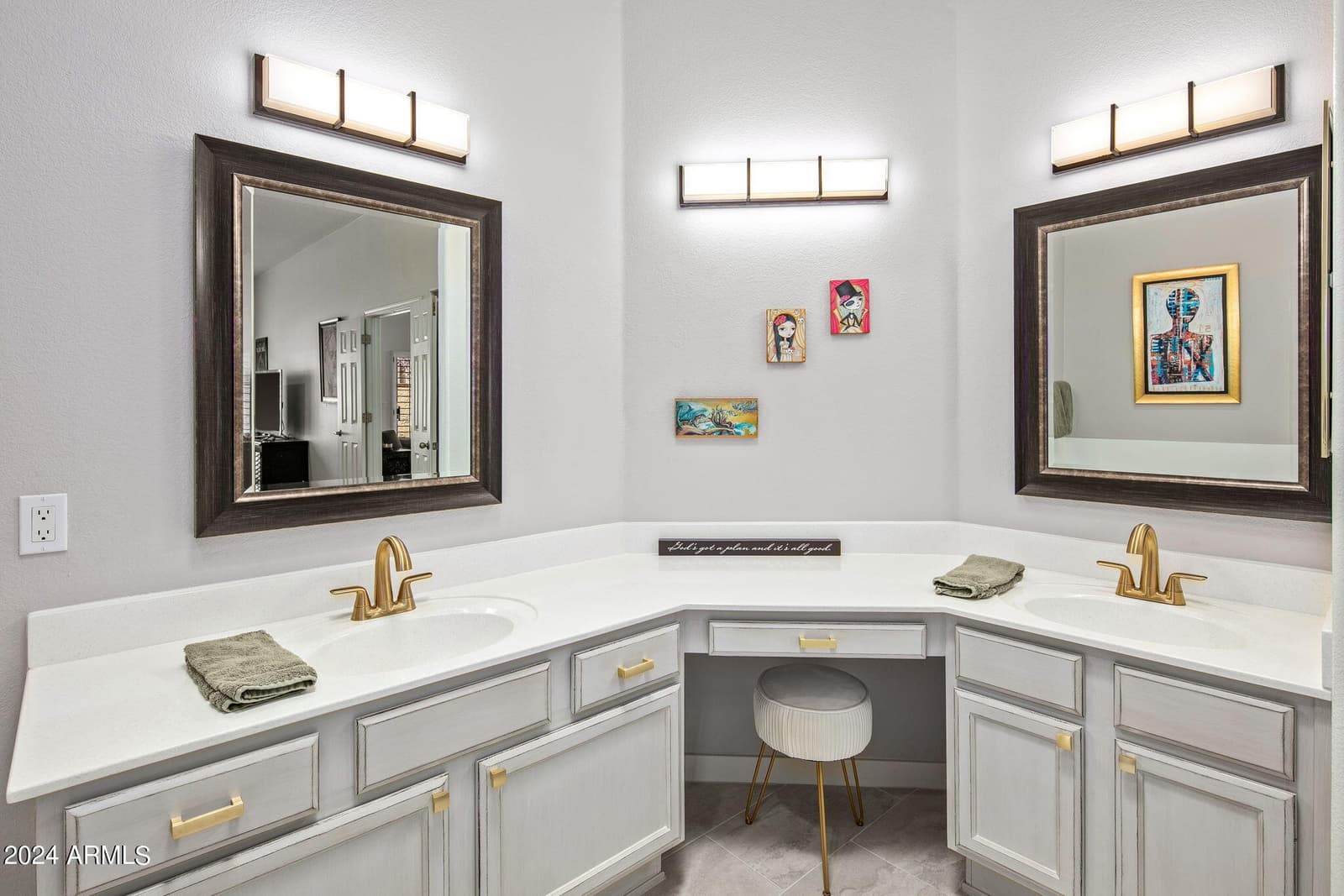 37206 N TRANQUIL Trail 22, Carefree, AZ 85377 — photo 18 of 26