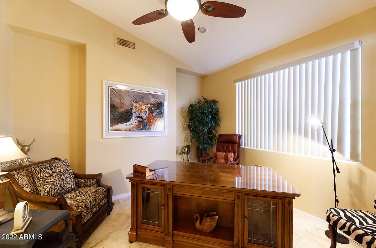 10220 E COCHISE Drive, Scottsdale, AZ 85258 — photo 7 of 66