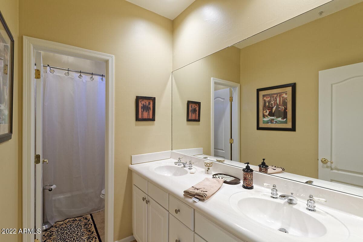 10220 E COCHISE Drive, Scottsdale, AZ 85258 — photo 24 of 66