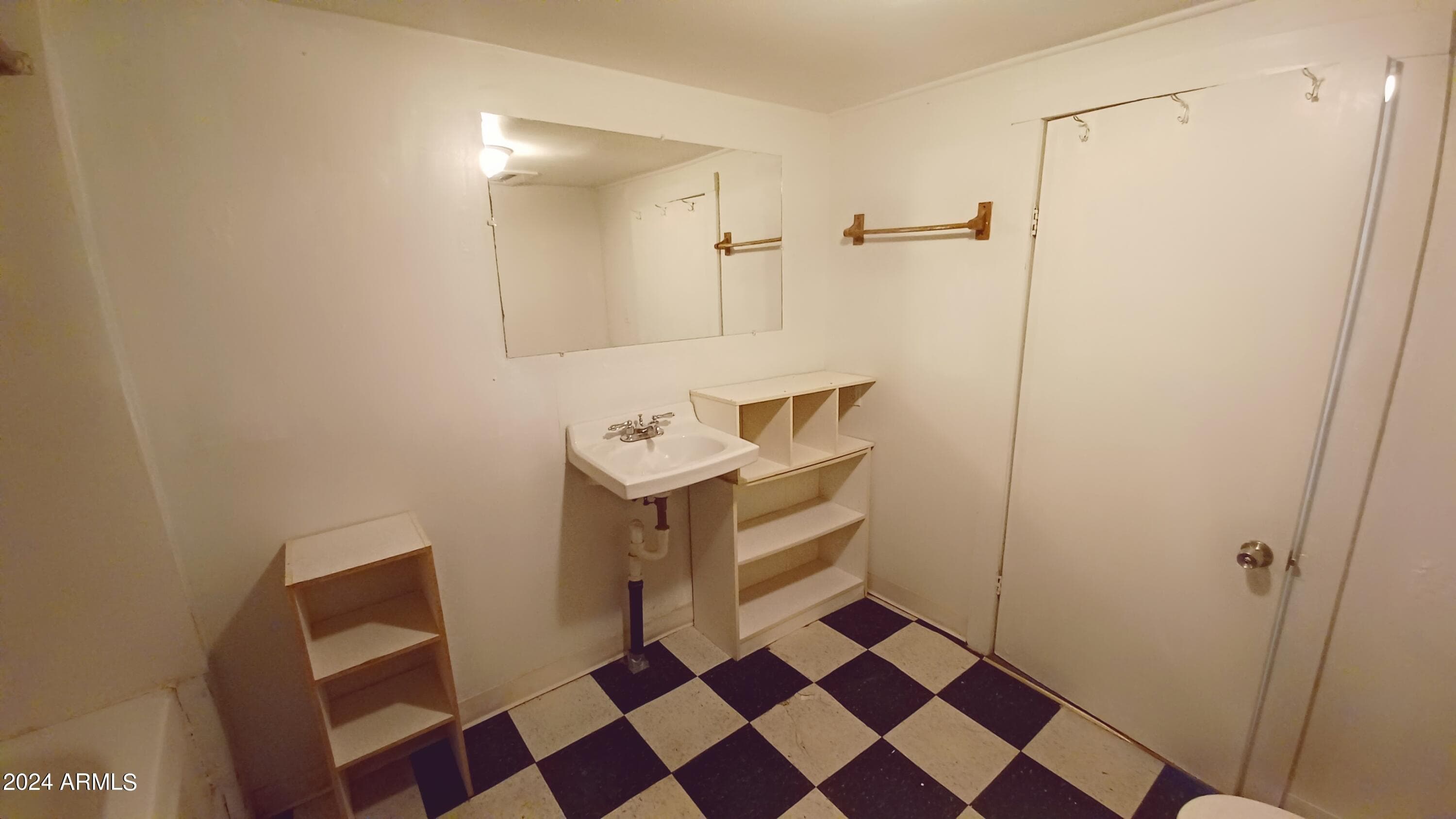 5742 S CENTRAL Drive, Globe, AZ 85501 — photo 40 of 53