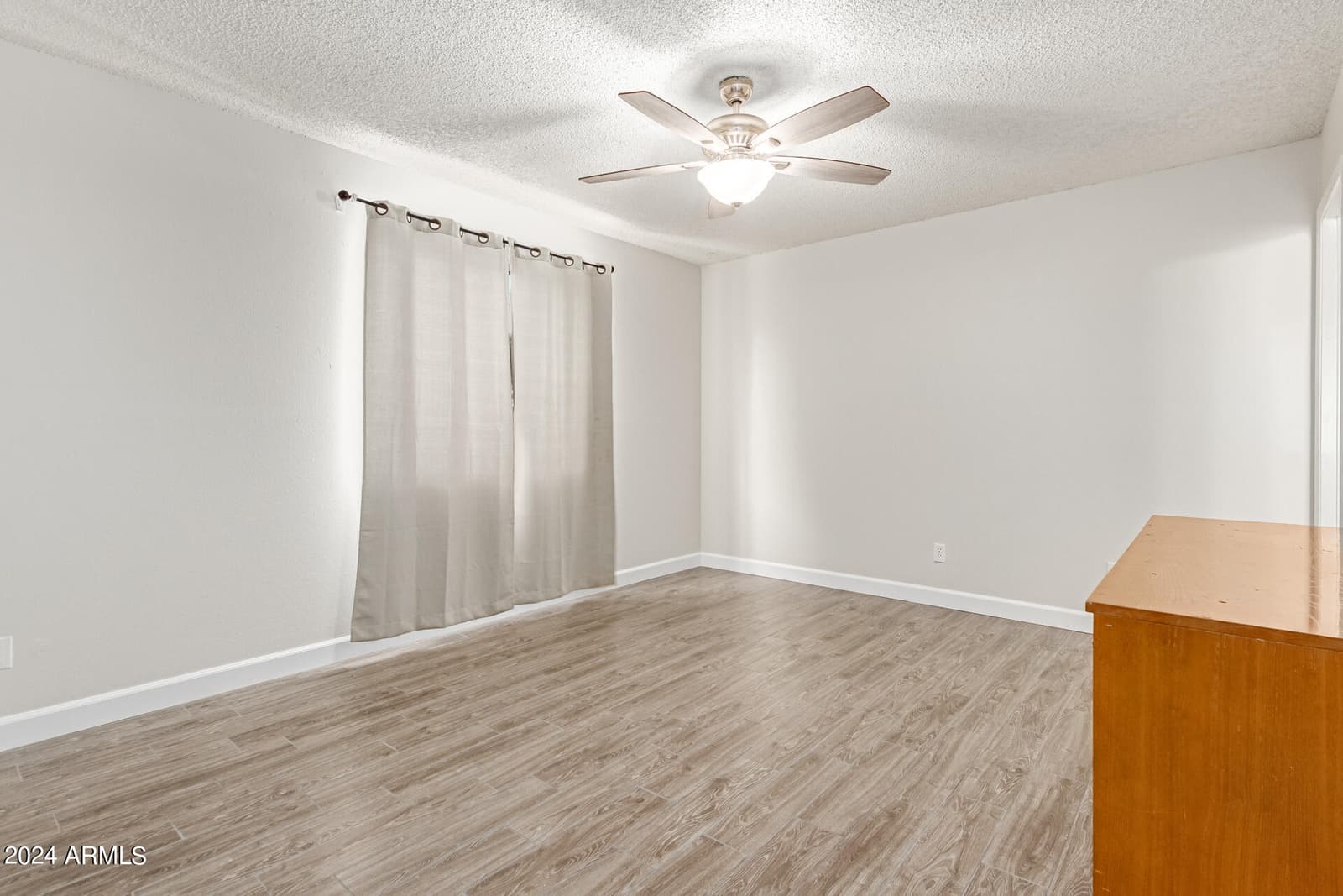 9641 N 13TH Avenue, Phoenix, AZ 85021 — photo 18 of 24