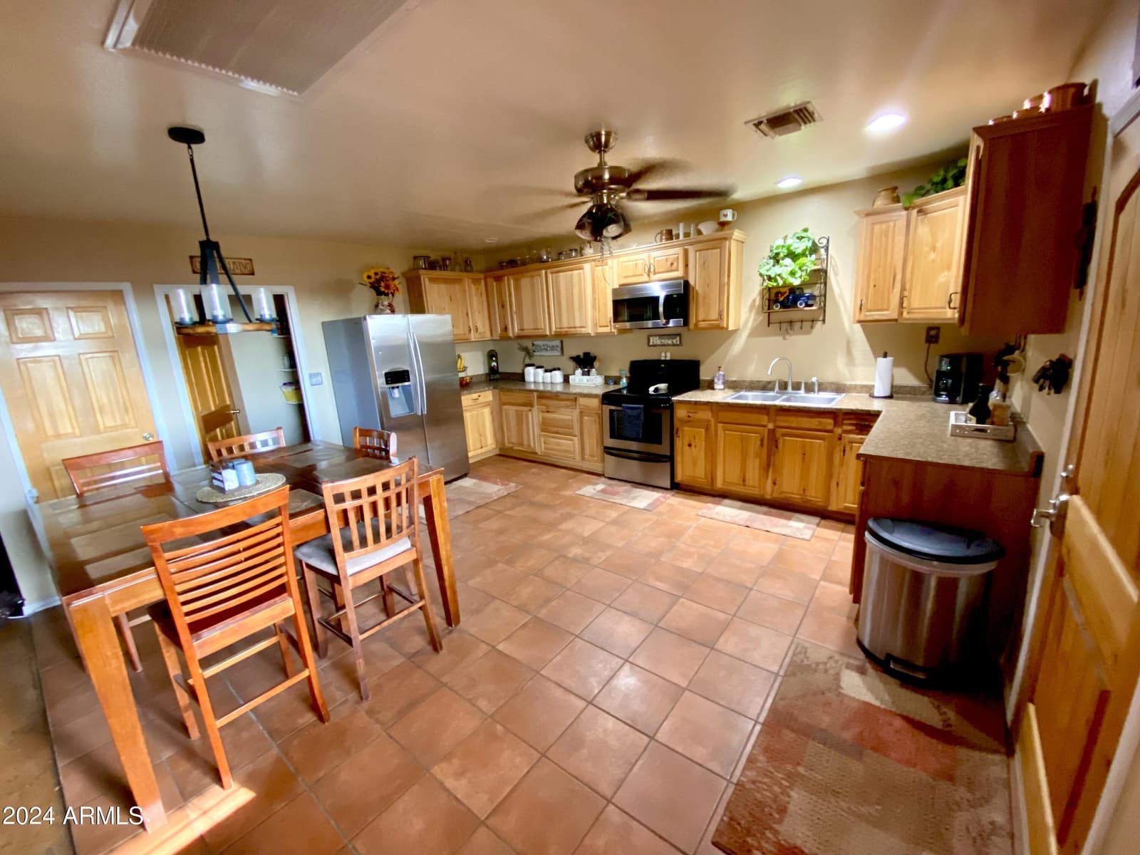 642 E CORNMAN Road, Coolidge, AZ 85128 — photo 7 of 66