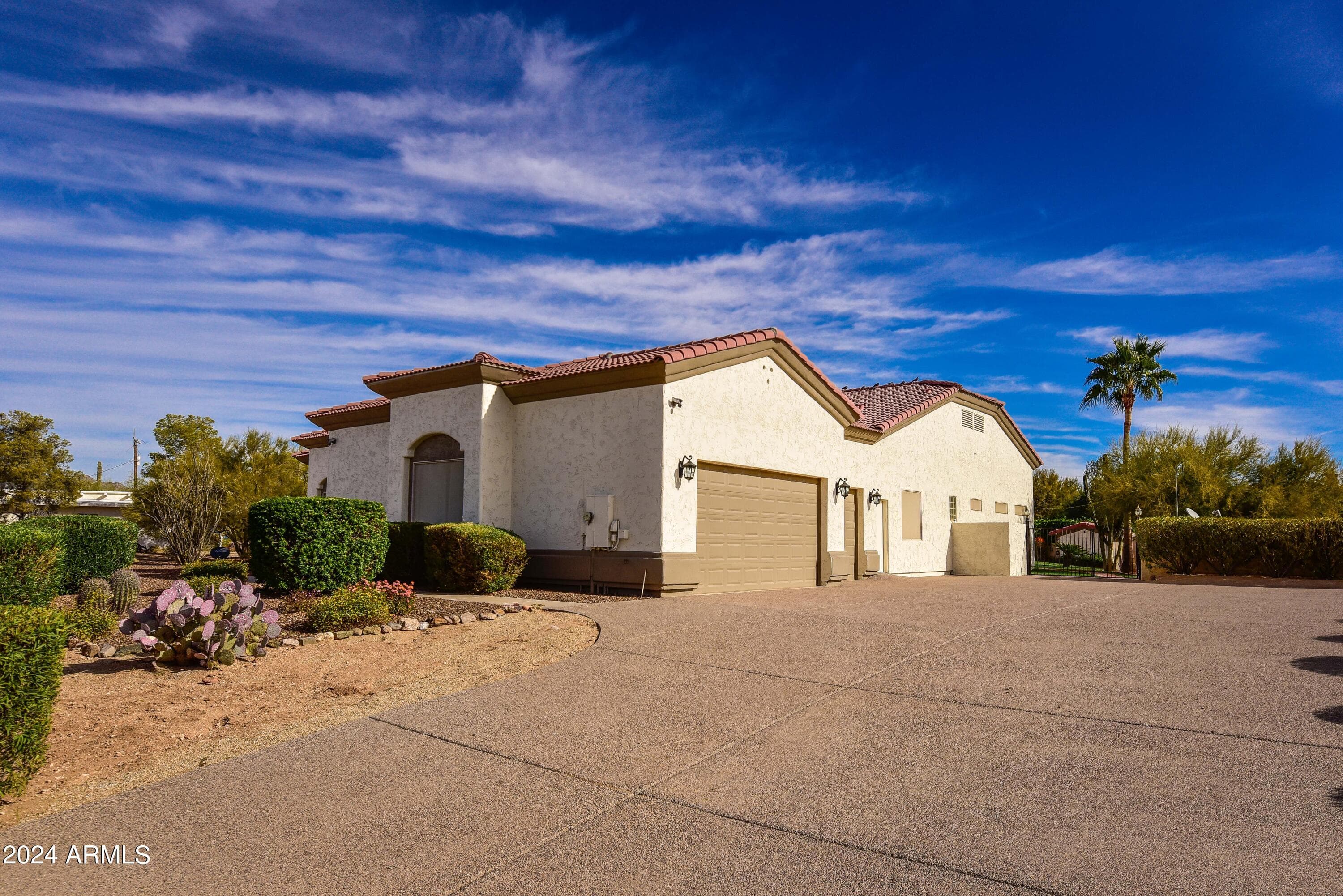 30009 N 58TH Street, Cave Creek, AZ 85331 — photo 8 of 57