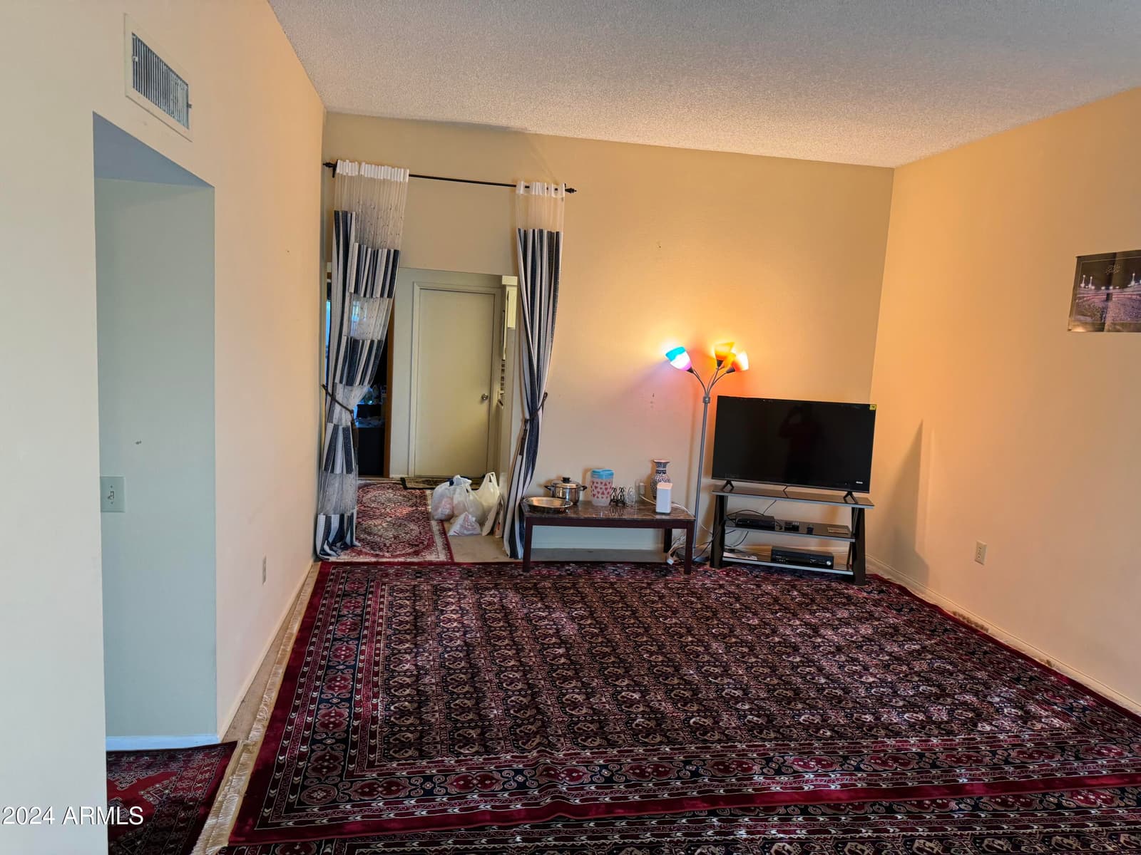 10038 W LANCASTER Drive, Sun City, AZ 85351 — photo 12 of 34