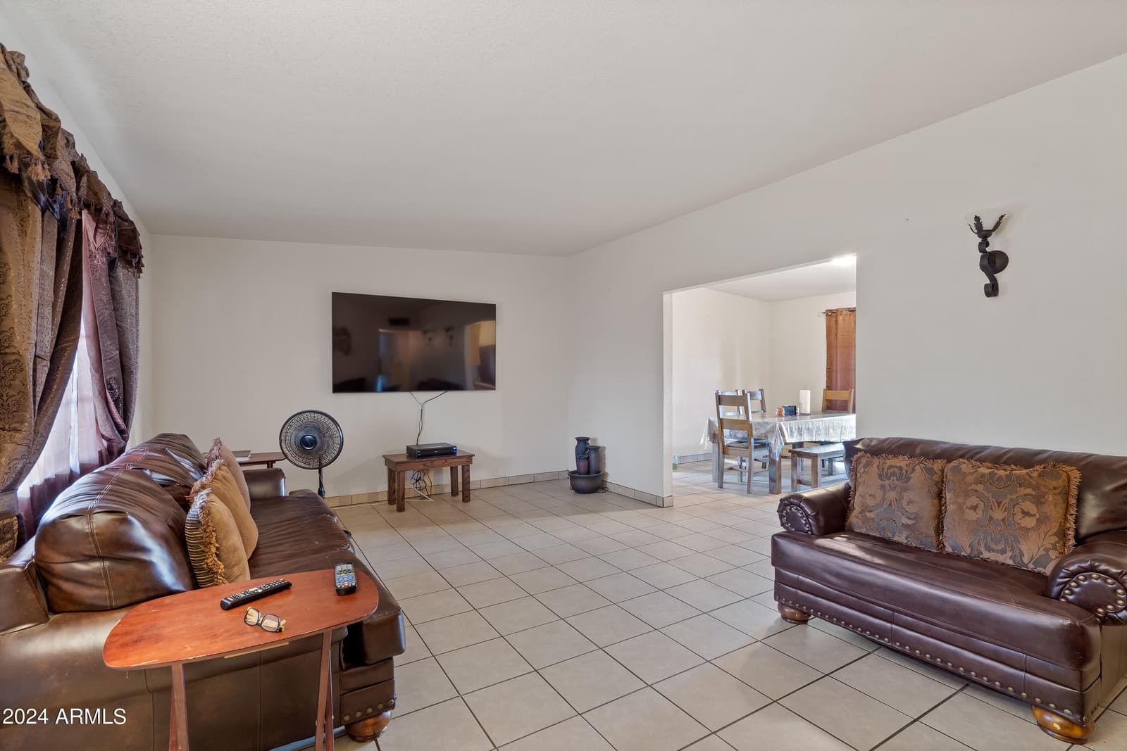 91 E CARGIL Drive, Sierra Vista, AZ 85635 — photo 4 of 21