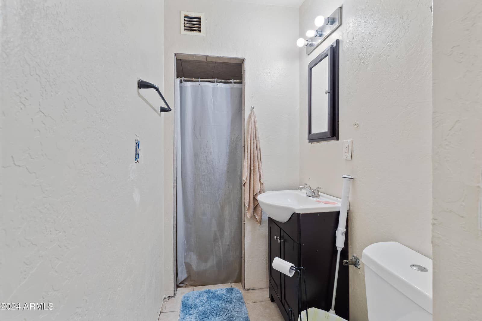 91 E CARGIL Drive, Sierra Vista, AZ 85635 — photo 13 of 21