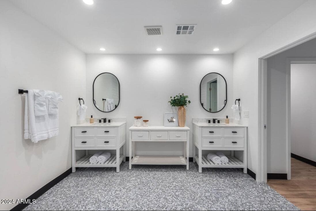 3014 N 61ST Place, Scottsdale, AZ 85251 — photo 15 of 25