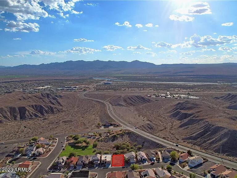3461 BEALE Street, Bullhead City, AZ 86442 — photo 3 of 28