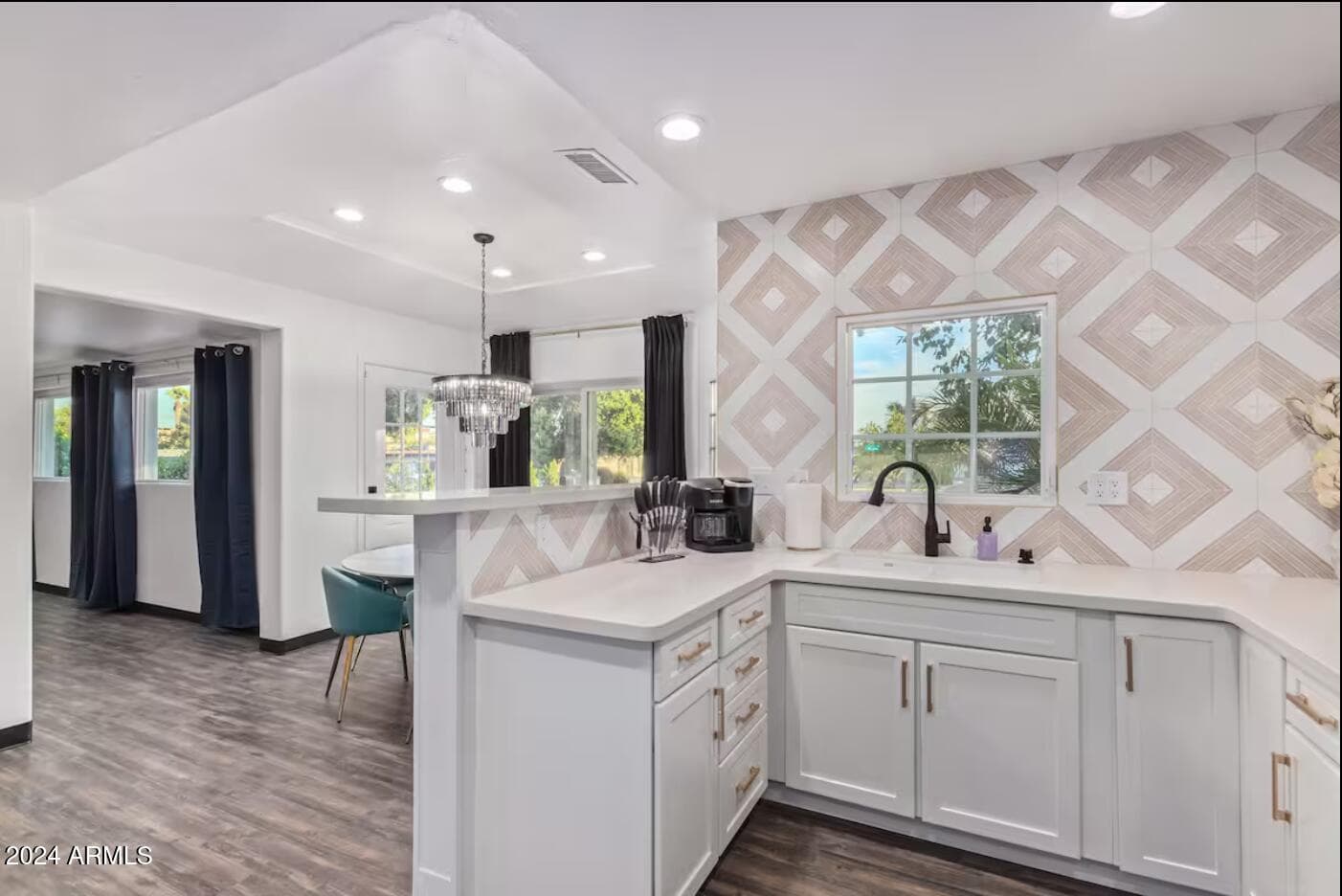 6908 E MARIPOSA Drive, Scottsdale, AZ 85251 — photo 14 of 46