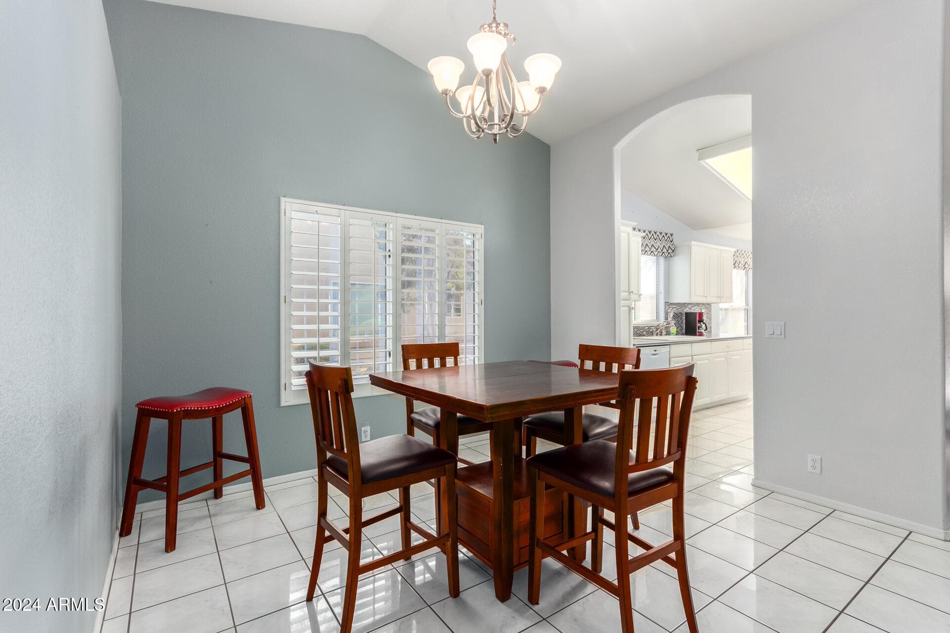 8333 W WESCOTT Drive, Peoria, AZ 85382 — photo 4 of 18