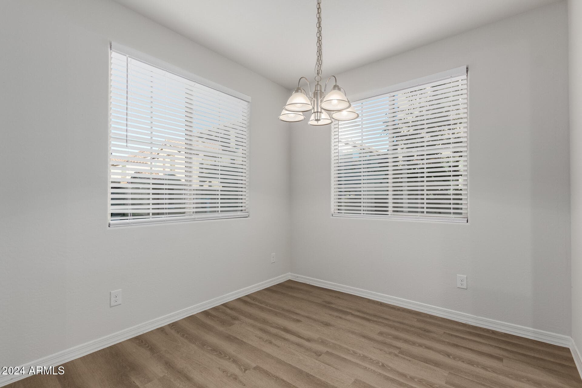919 E AGUA FRIA Lane, Avondale, AZ 85323 — photo 11 of 31