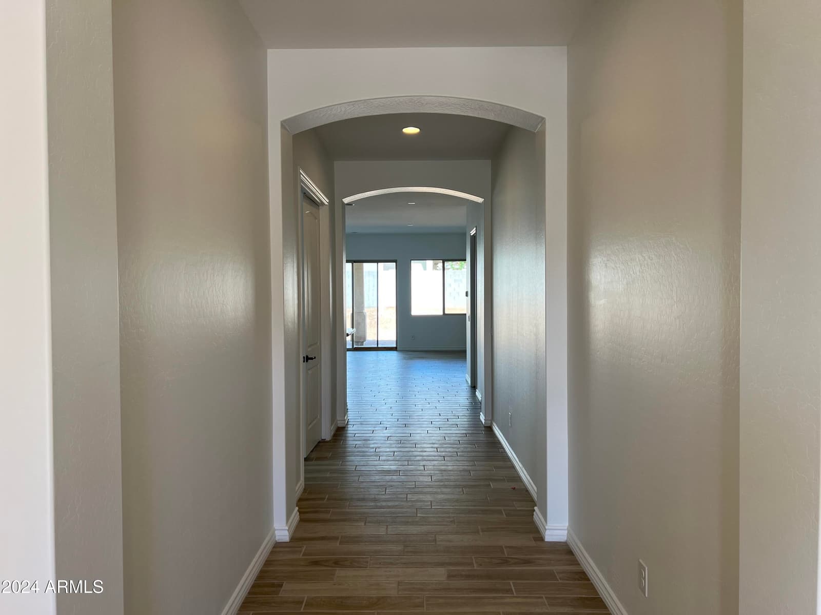 16092 W Questa Drive, Surprise, AZ 85387 — photo 4 of 64