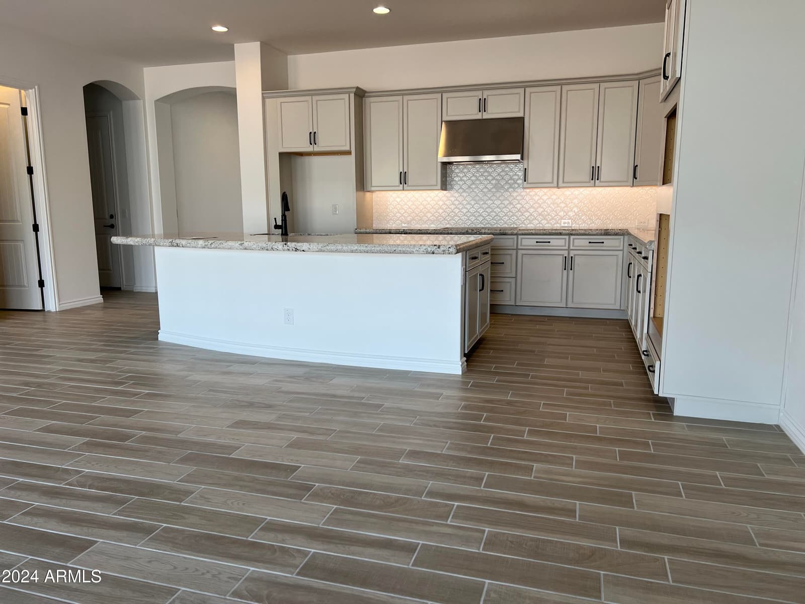 16092 W Questa Drive, Surprise, AZ 85387 — photo 15 of 64