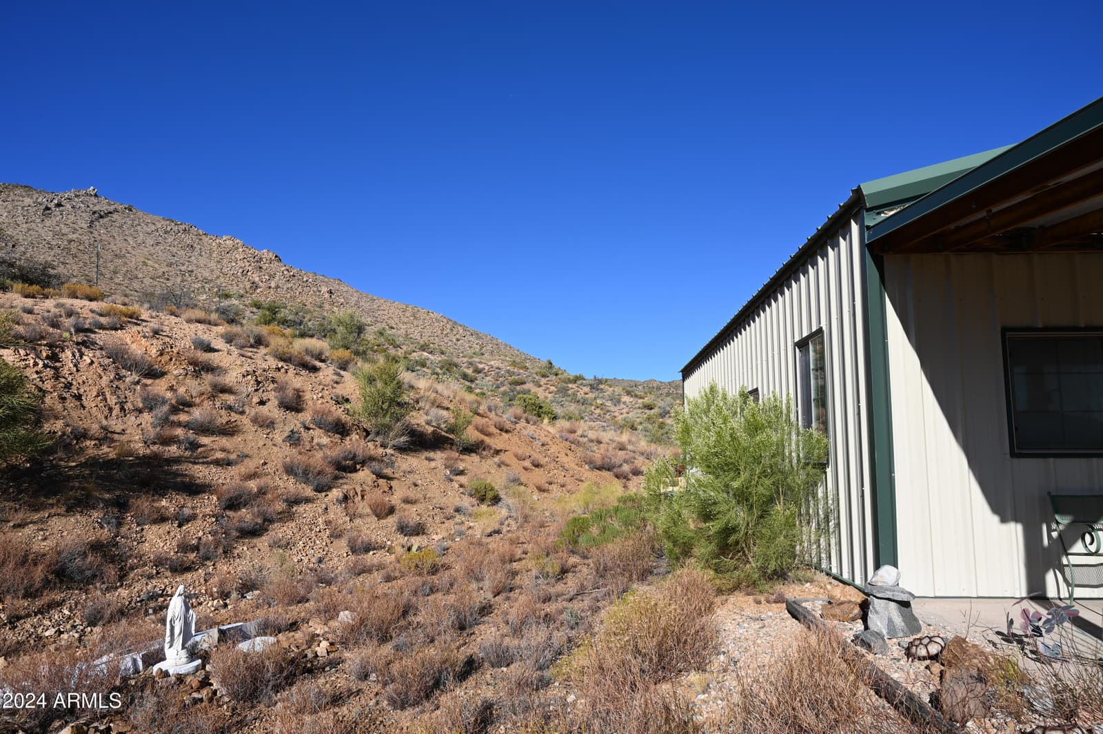 7075 S MISERY WELL Road, Kingman, AZ 86401 — photo 16 of 63