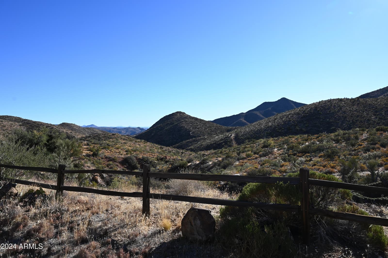 7075 S MISERY WELL Road, Kingman, AZ 86401 — photo 17 of 63