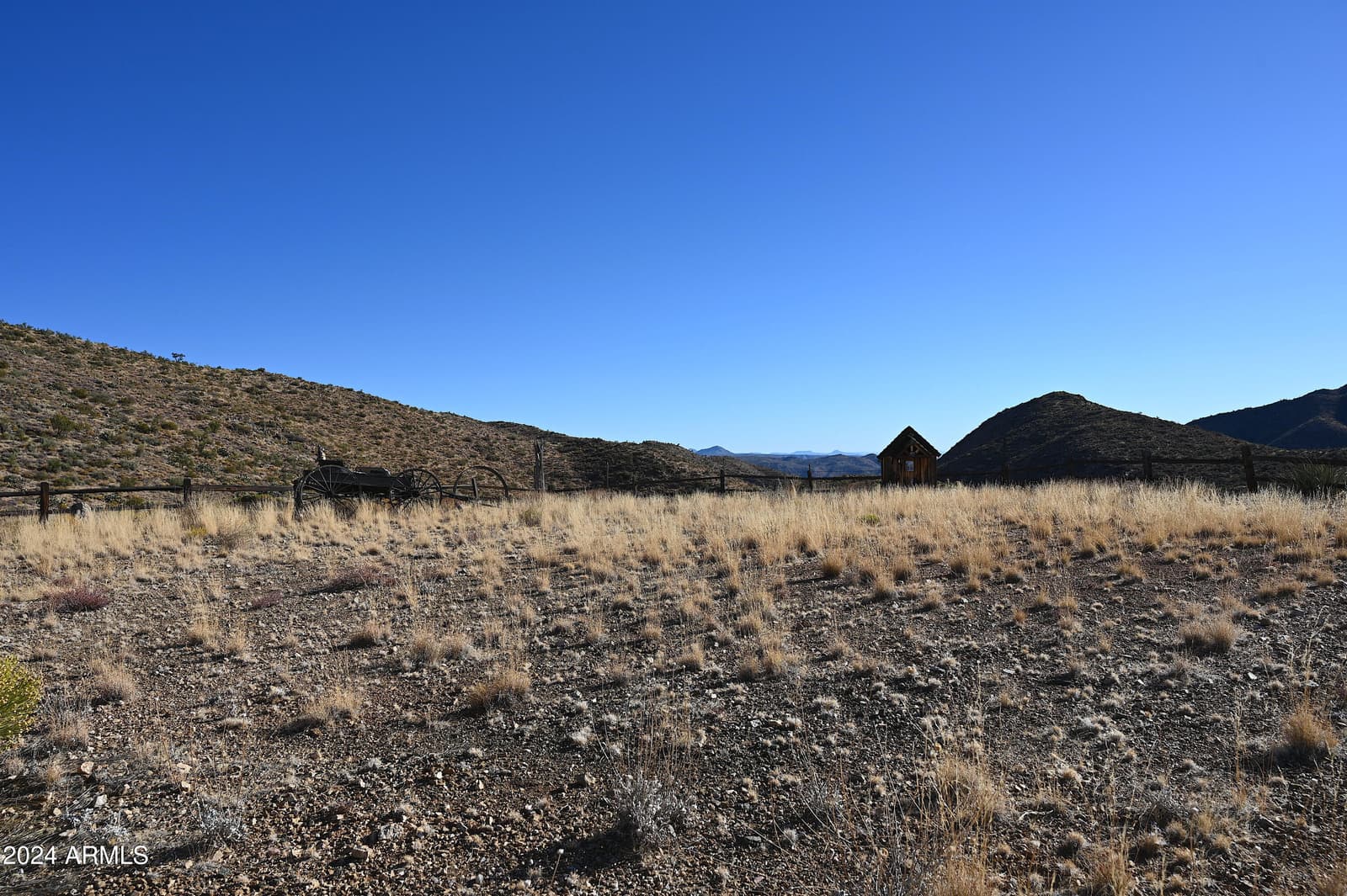 7075 S MISERY WELL Road, Kingman, AZ 86401 — photo 23 of 63