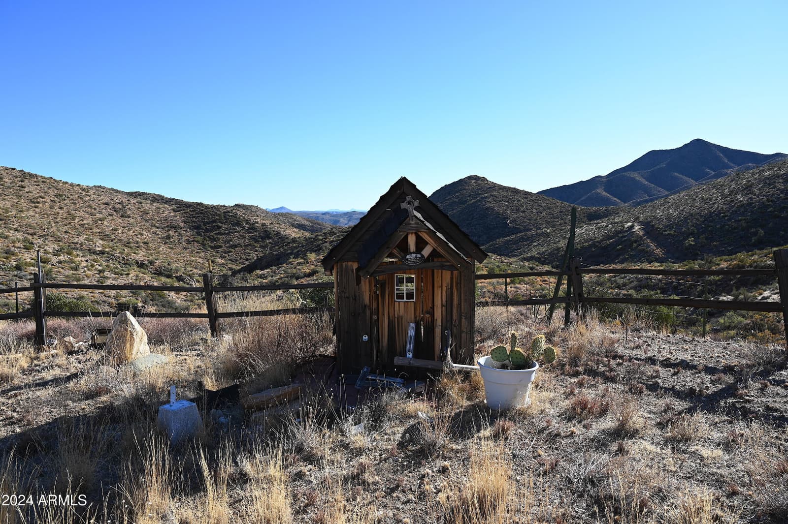 7075 S MISERY WELL Road, Kingman, AZ 86401 — photo 25 of 63