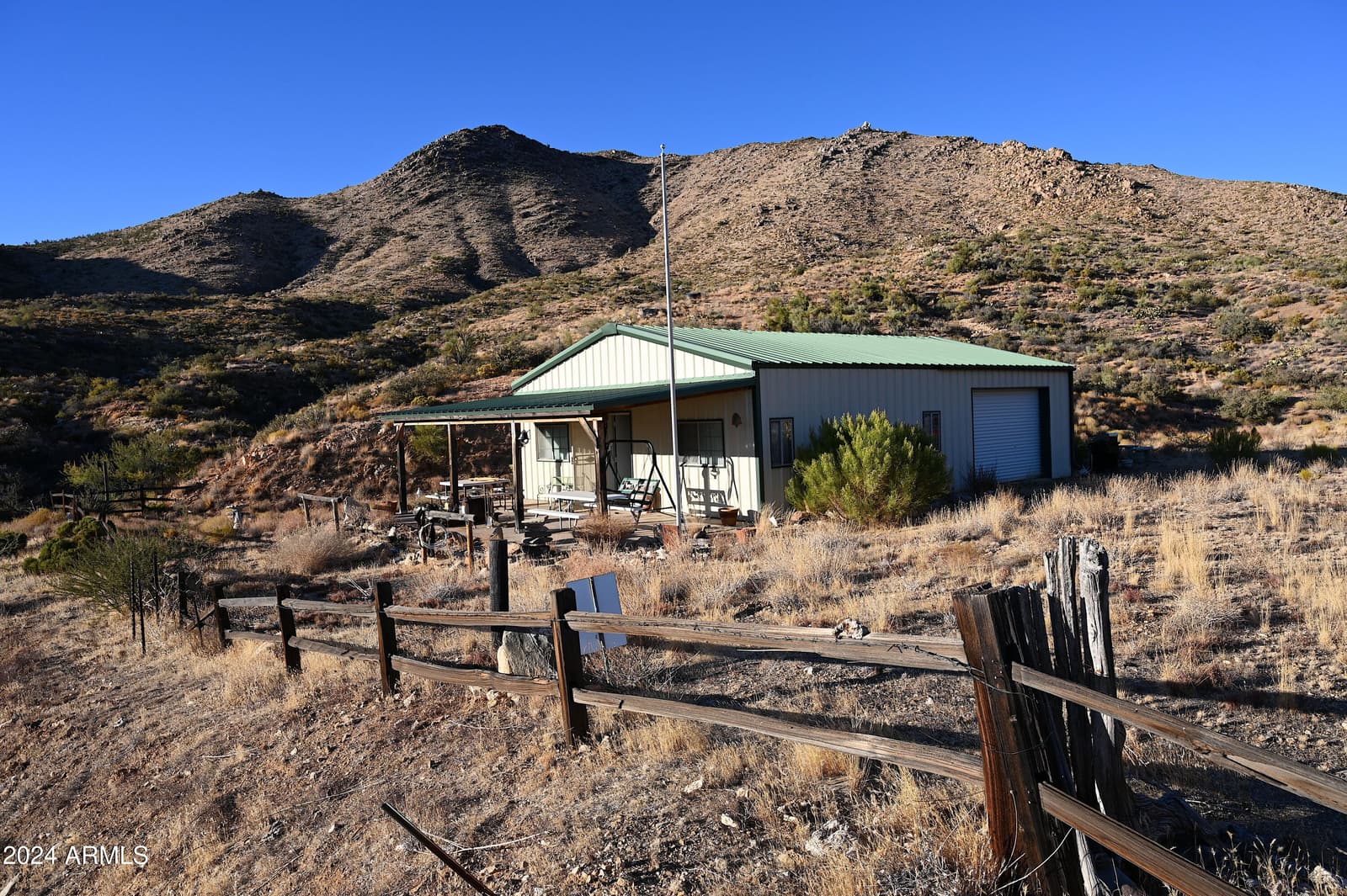 7075 S MISERY WELL Road, Kingman, AZ 86401 — photo 14 of 63