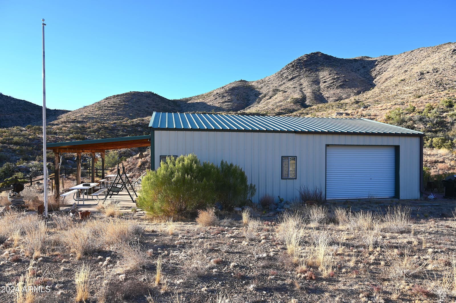 7075 S MISERY WELL Road, Kingman, AZ 86401 — photo 1 of 63
