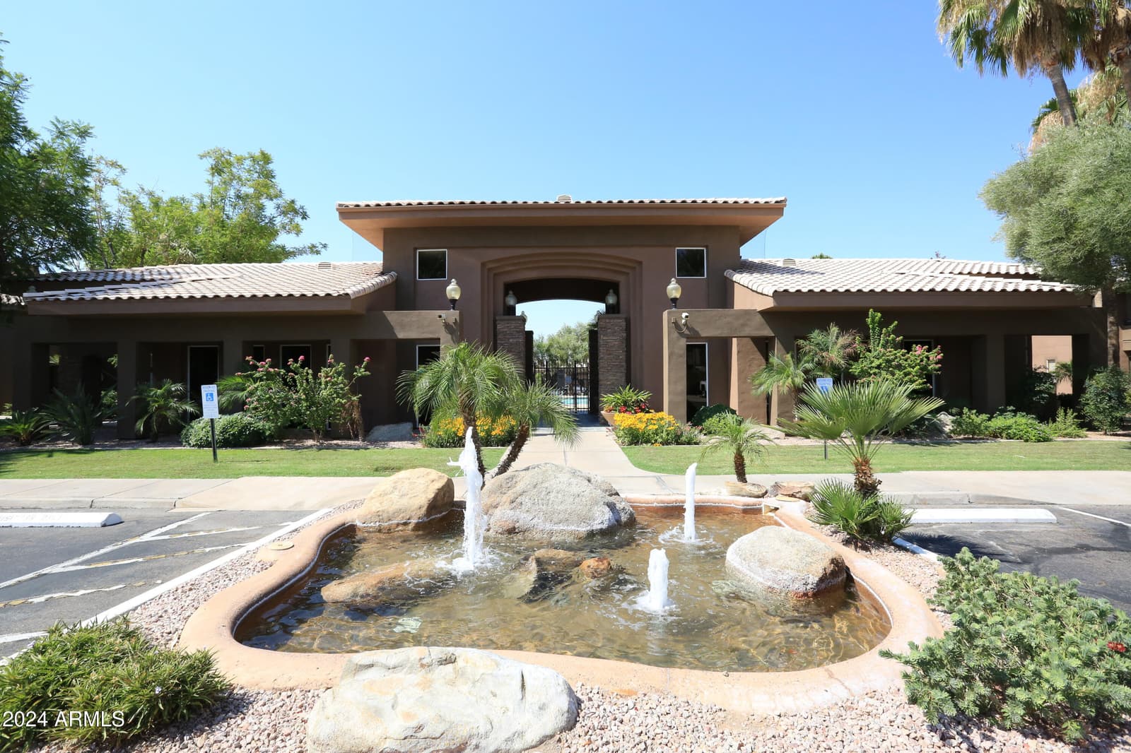 7009 E ACOMA Drive 1105, Scottsdale, AZ 85254