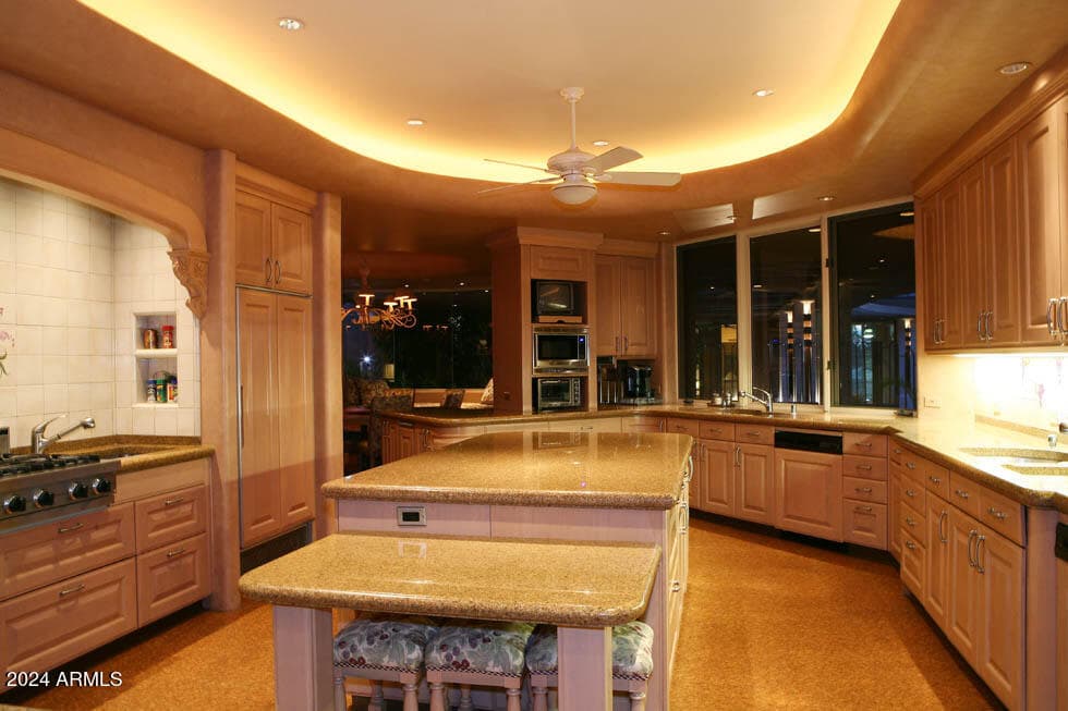 15 Biltmore Estates Drive, Phoenix, AZ 85016 — photo 18 of 40