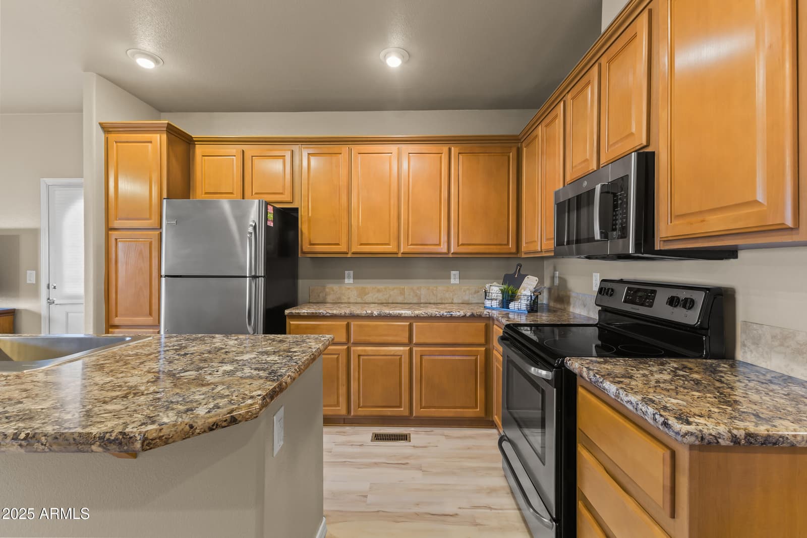 11201 N EL MIRAGE Road 360, El Mirage, AZ 85335 — photo 8 of 19
