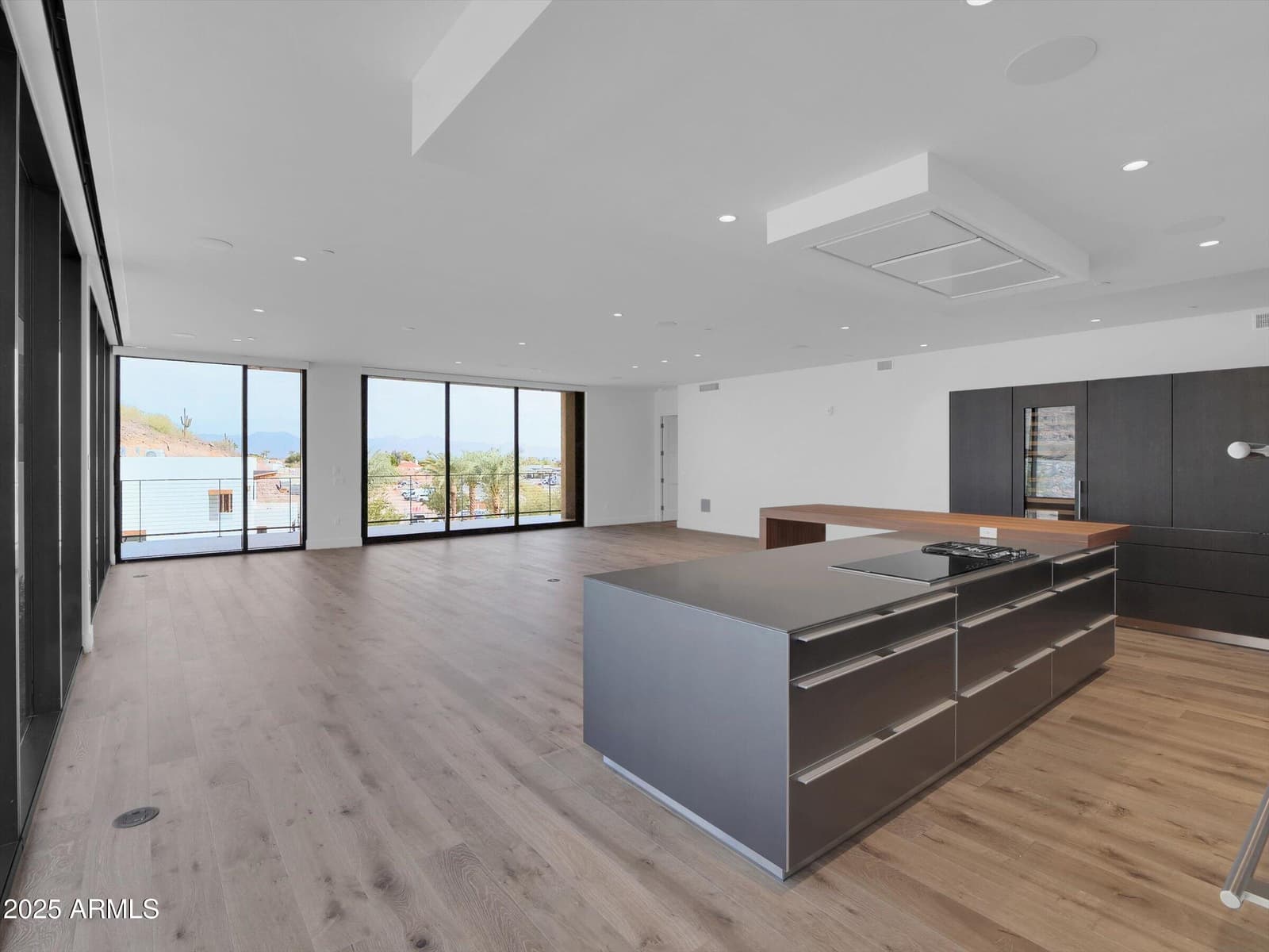 5000 N CAMELBACK RIDGE Drive 409, Scottsdale, AZ 85251 — photo 8 of 71