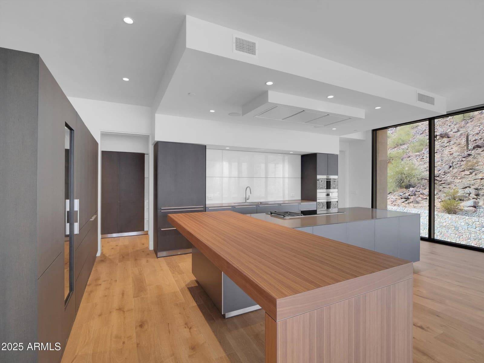 5000 N CAMELBACK RIDGE Drive 409, Scottsdale, AZ 85251 — photo 13 of 71