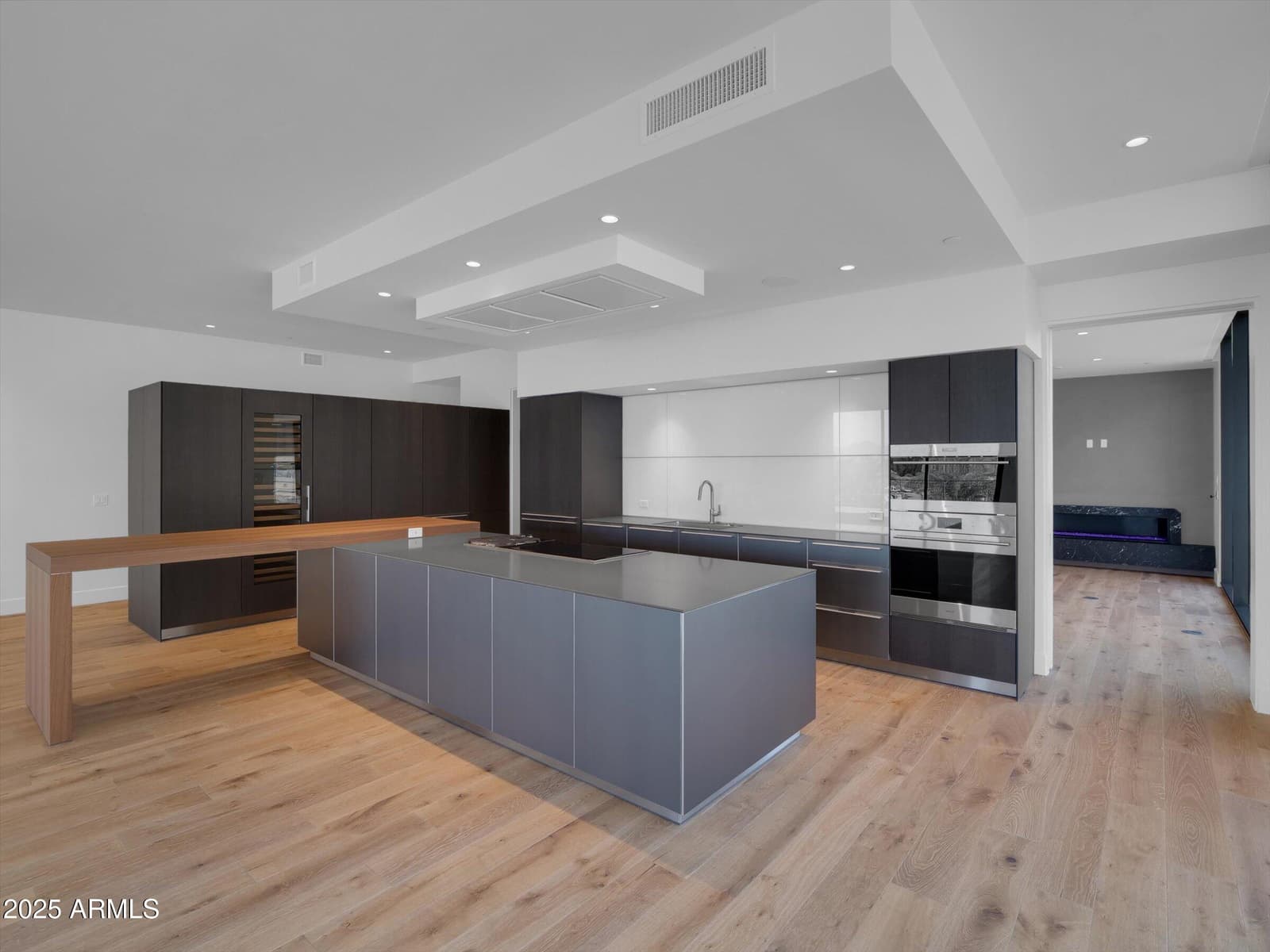 5000 N CAMELBACK RIDGE Drive 409, Scottsdale, AZ 85251 — photo 14 of 71