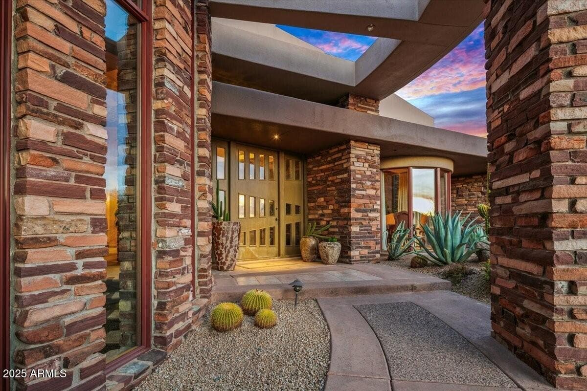 9962 E GROUNDCHERRY Lane, Scottsdale, AZ 85262 — photo 5 of 48