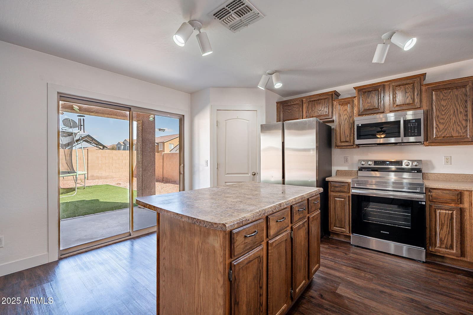 1202 W CENTRAL Avenue, Coolidge, AZ 85128 — photo 20 of 59