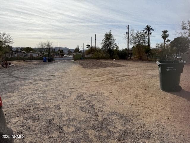 502 E Roeser Road, Phoenix, AZ 85040 — photo 2 of 6