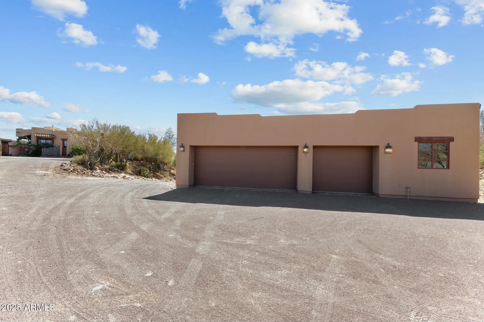 850 W TELLIER Trail W, Wickenburg, AZ 85390 — photo 12 of 115