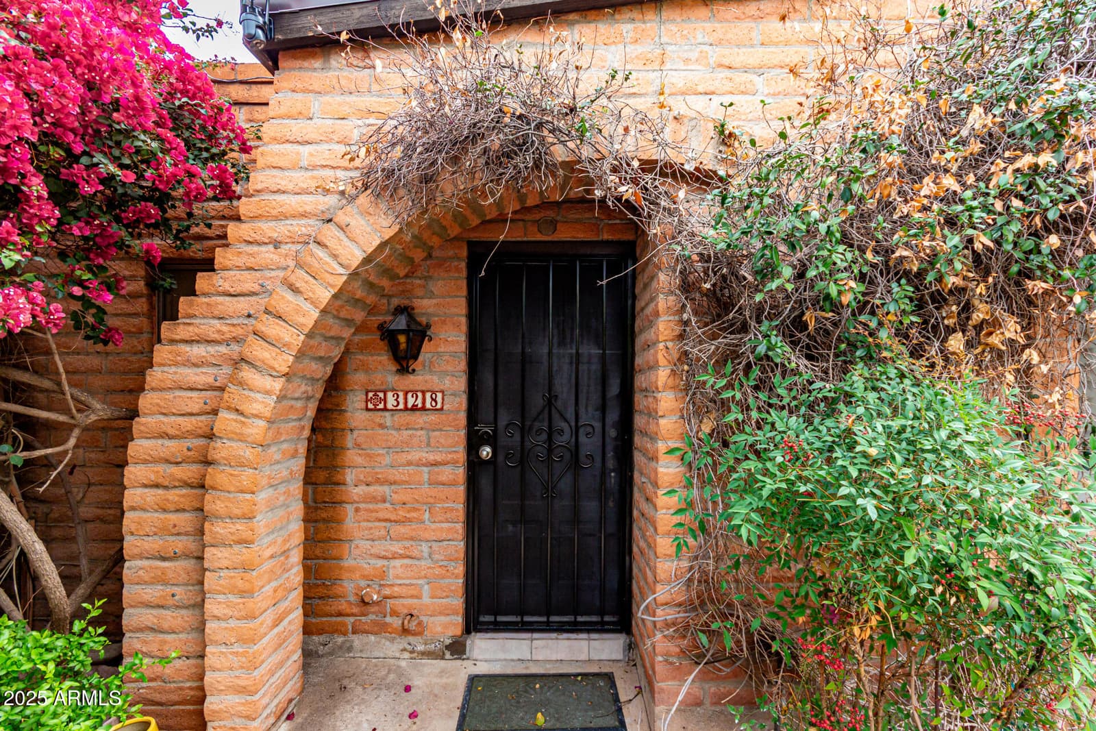 3046 N 32nd Street 328, Phoenix, AZ 85018 — photo 5 of 27
