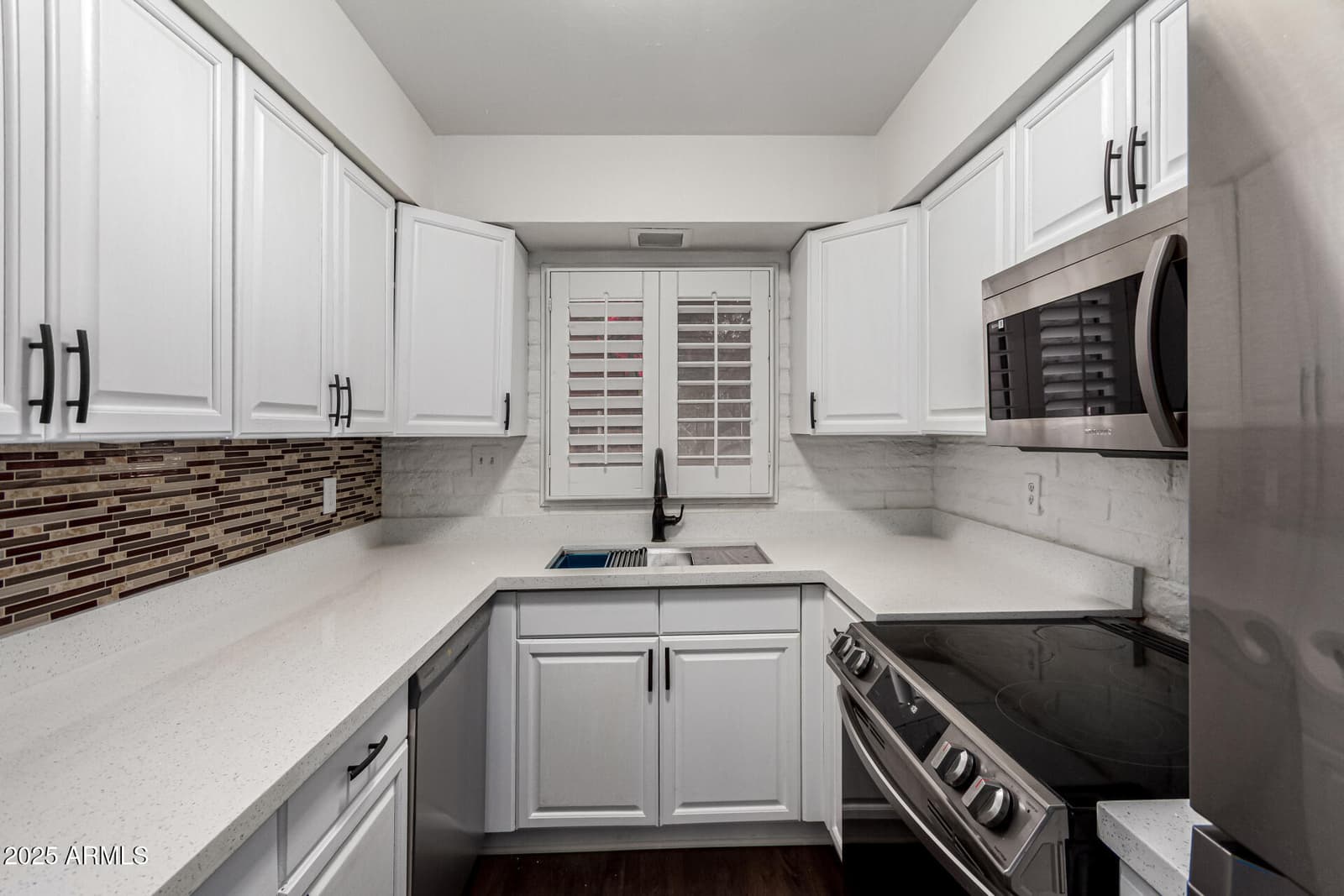 3046 N 32nd Street 328, Phoenix, AZ 85018 — photo 13 of 27