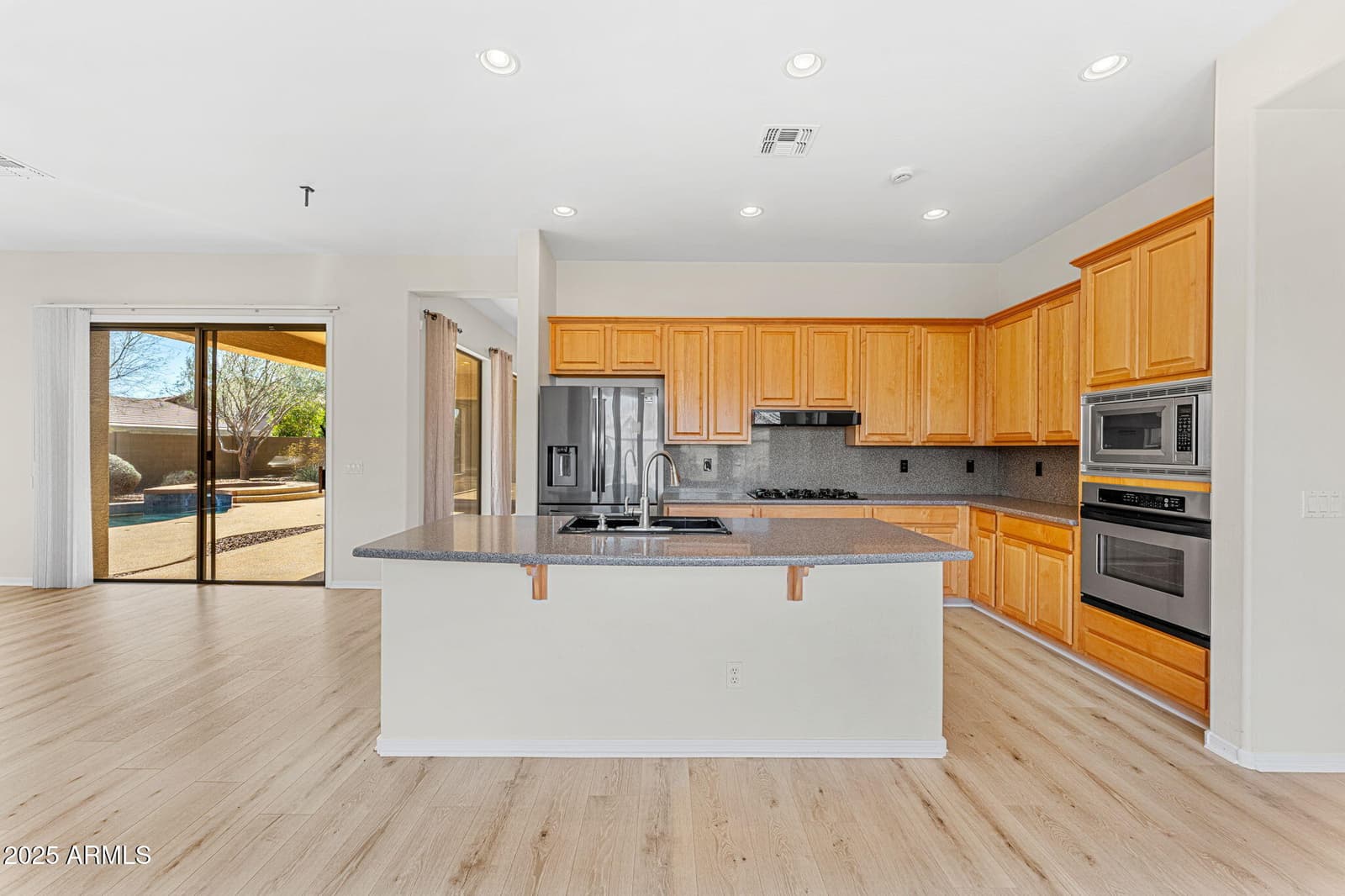 40533 N CROSS TIMBERS Trail, Anthem, AZ 85086 — photo 11 of 57