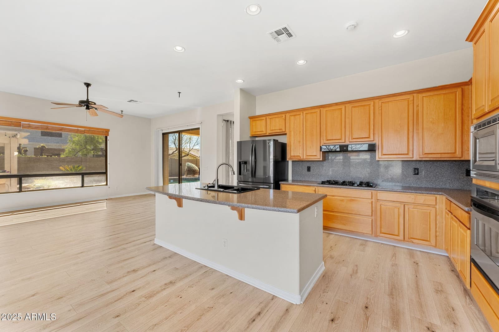 40533 N CROSS TIMBERS Trail, Anthem, AZ 85086 — photo 10 of 57