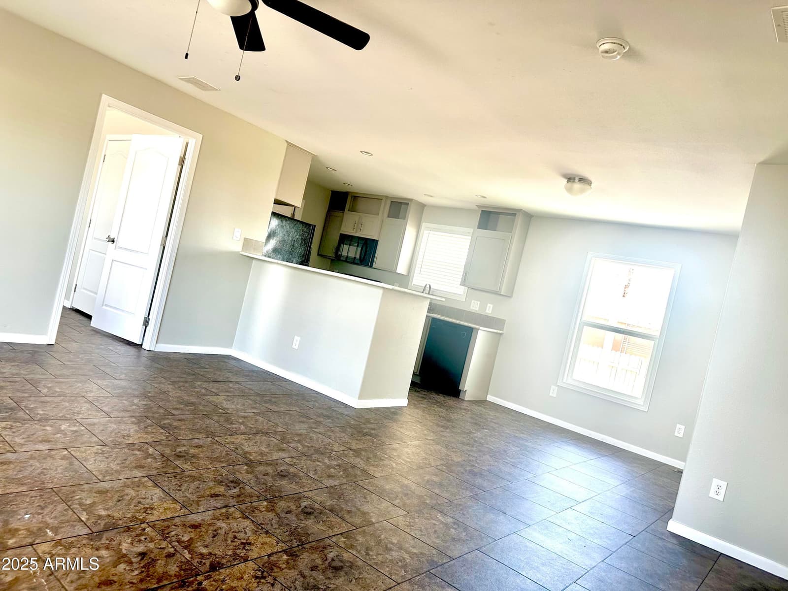 625 W MCKELLIPS Road 213, Mesa, AZ 85201 — photo 8 of 45