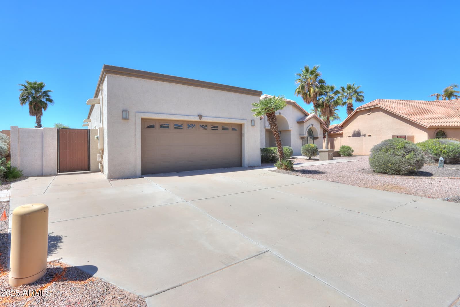 2077 N LAKE SHORE Drive, Casa Grande, AZ 85122 — photo 2 of 59