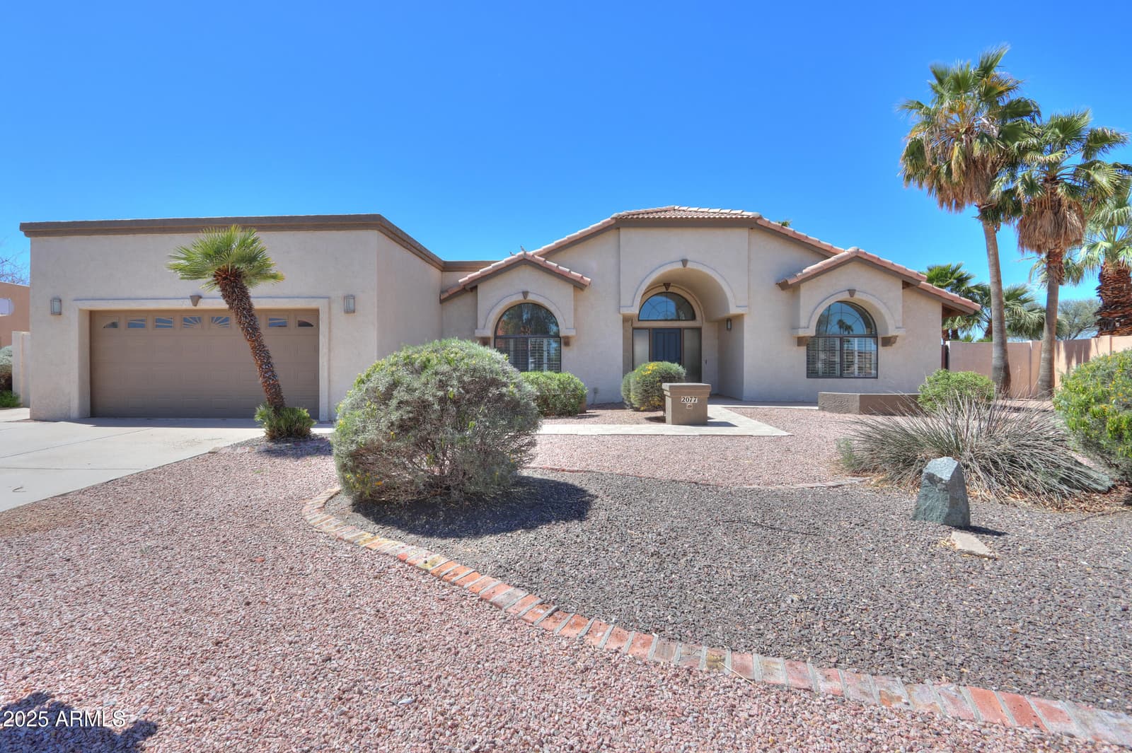 2077 N LAKE SHORE Drive, Casa Grande, AZ 85122 — photo 4 of 59