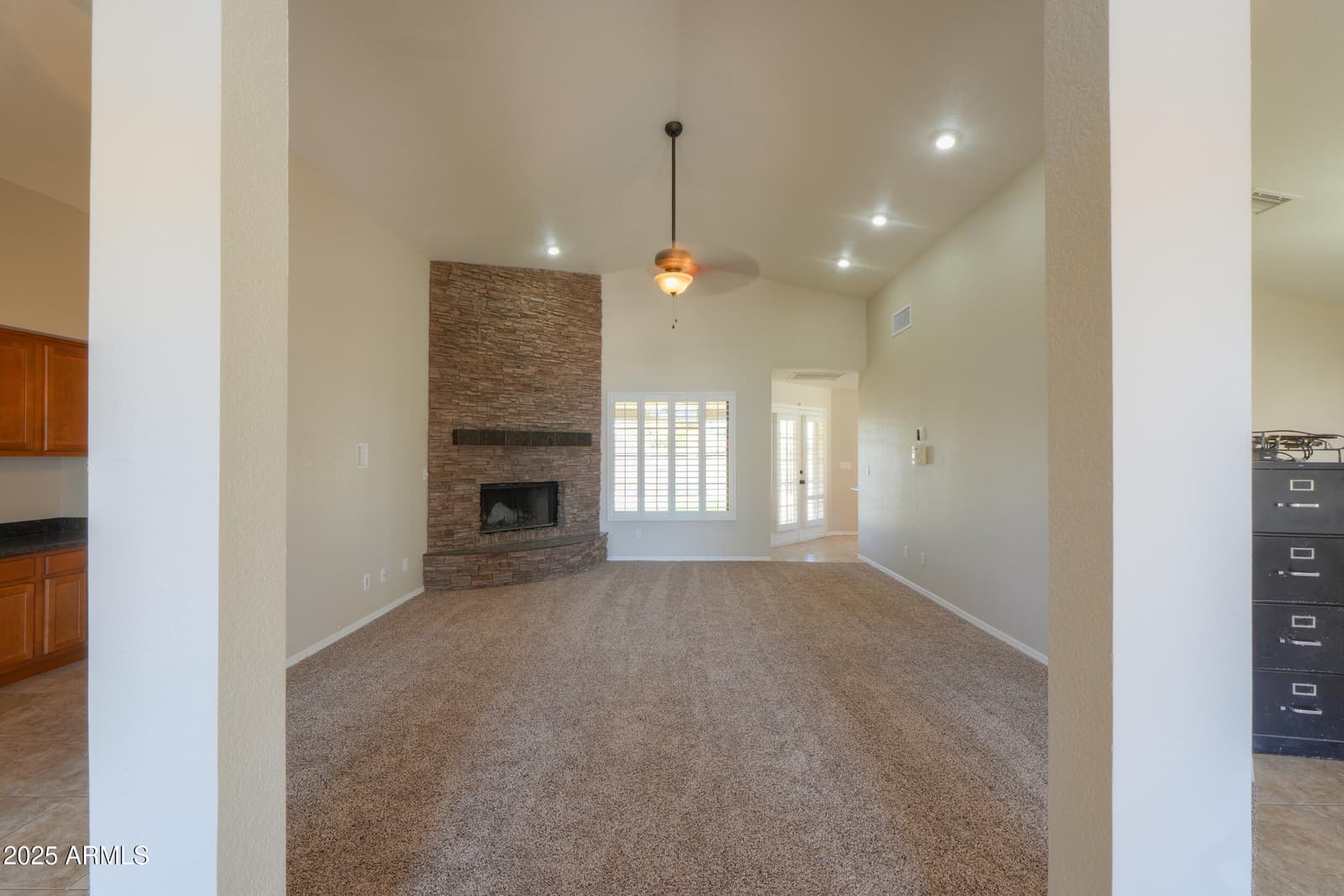 2077 N LAKE SHORE Drive, Casa Grande, AZ 85122 — photo 6 of 59
