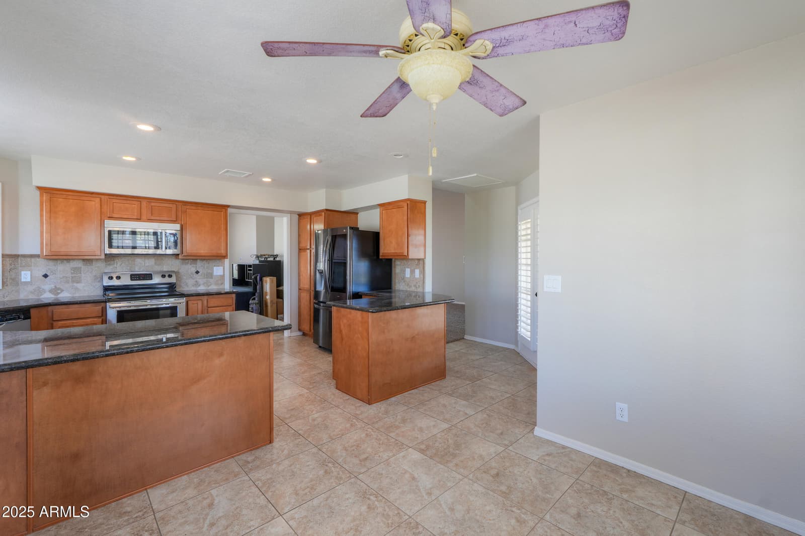 2077 N LAKE SHORE Drive, Casa Grande, AZ 85122 — photo 20 of 59