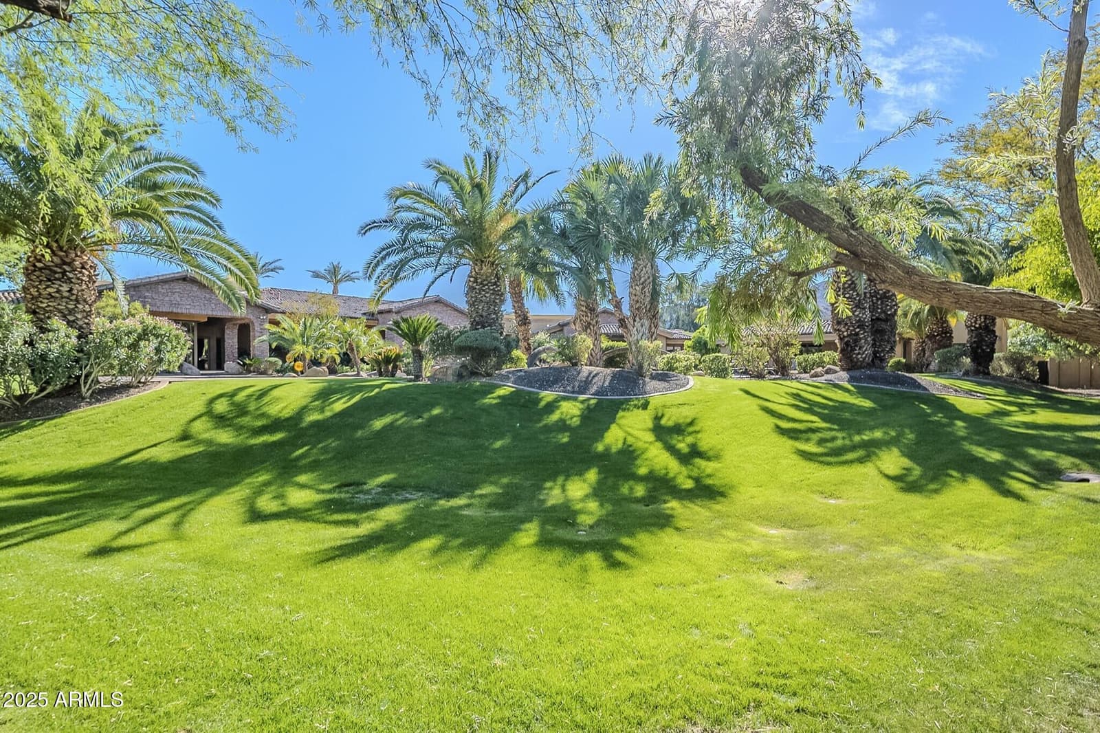 5030 E MOCKINGBIRD Lane, Paradise Valley, AZ 85253 — photo 18 of 84