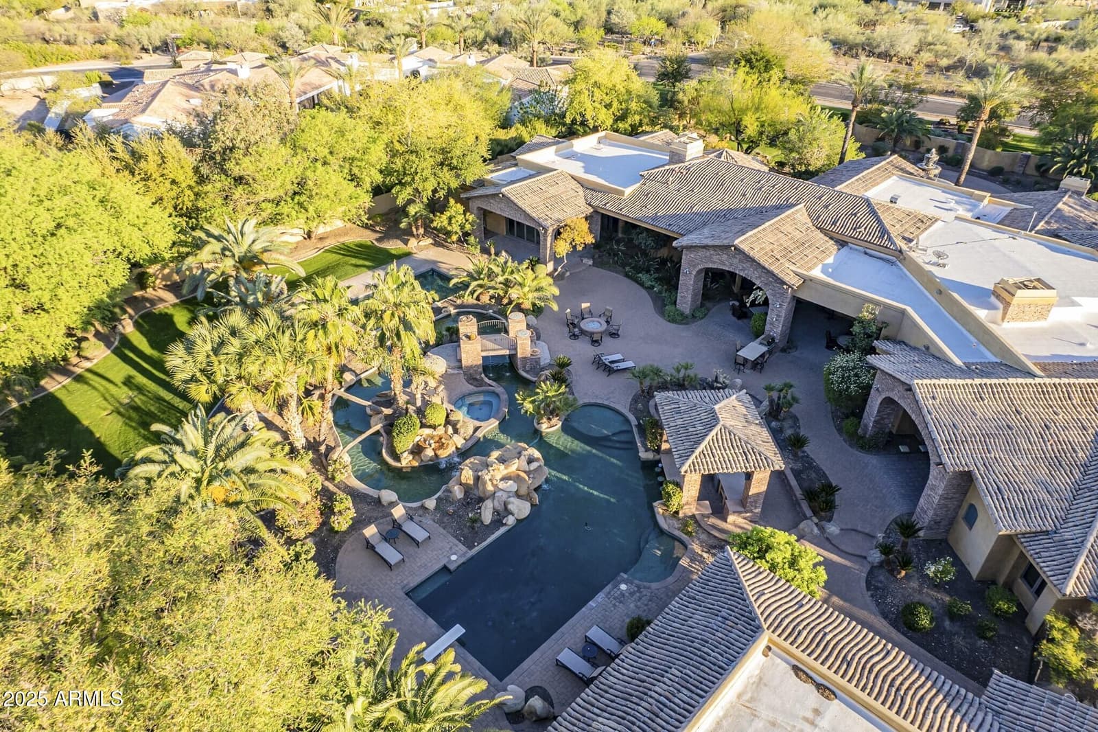 5030 E MOCKINGBIRD Lane, Paradise Valley, AZ 85253 — photo 2 of 84