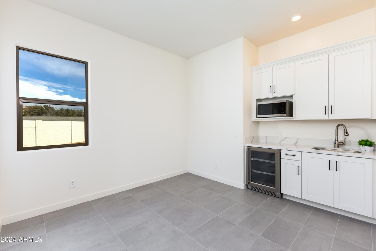 14407 N 75th Drive, Peoria, AZ 85381 — photo 6 of 41