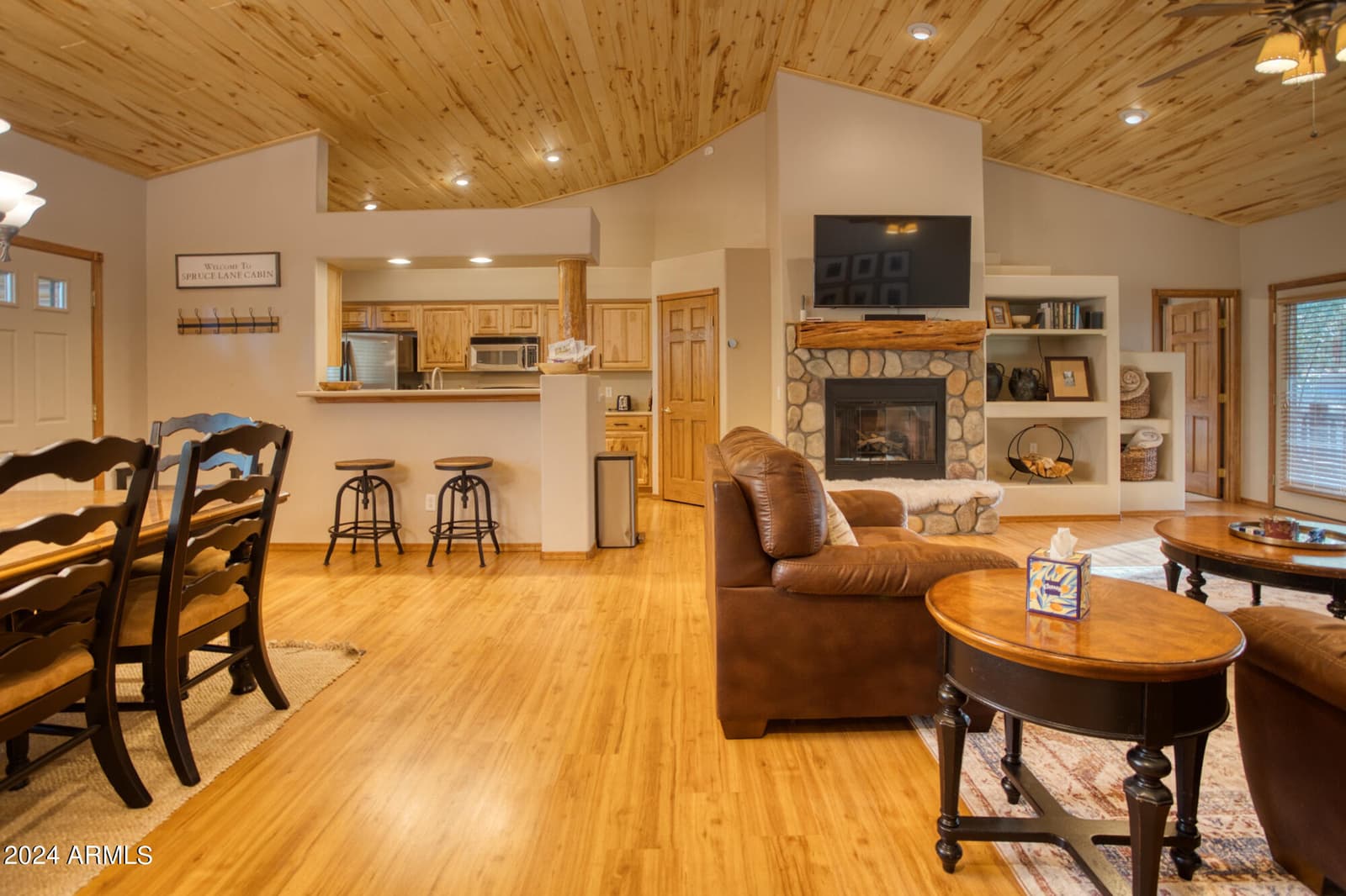 1640 S SPRUCE Lane, Show Low, AZ 85901 — photo 6 of 27