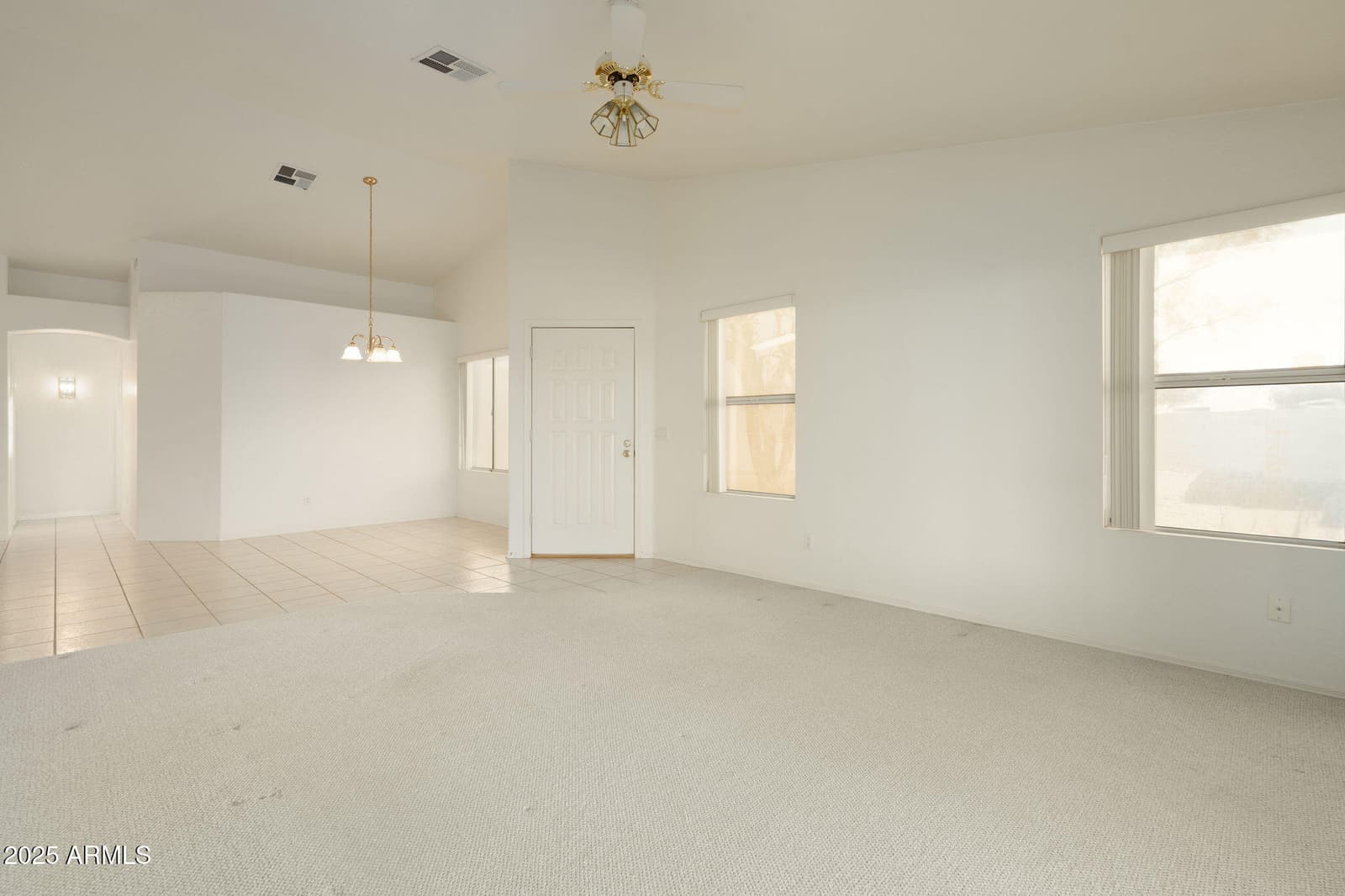 10344 W BURNETT Road, Peoria, AZ 85382 — photo 7 of 37