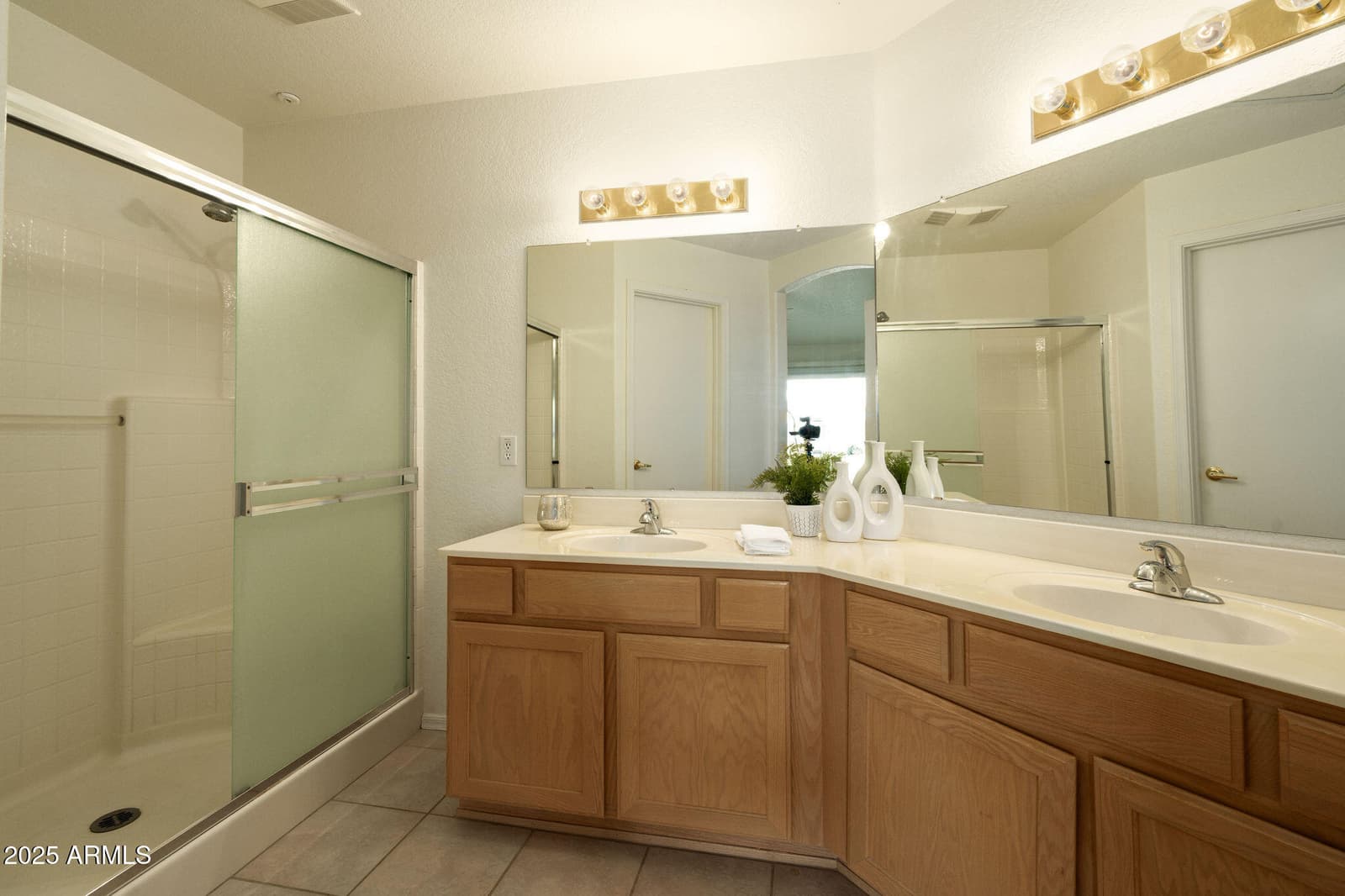 10344 W BURNETT Road, Peoria, AZ 85382 — photo 12 of 37