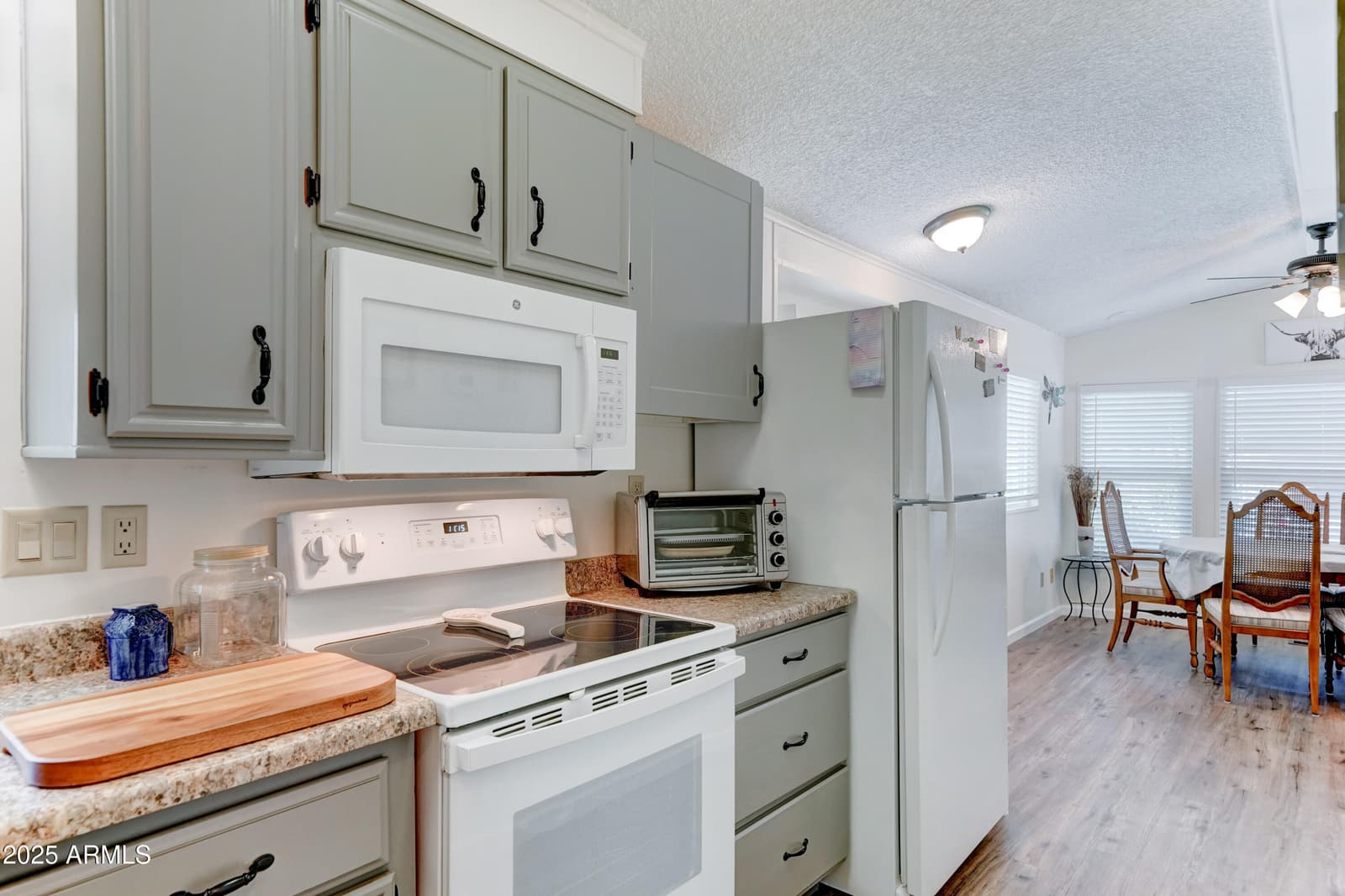 111 S GREENFIELD Road 400, Mesa, AZ 85206 — photo 14 of 35