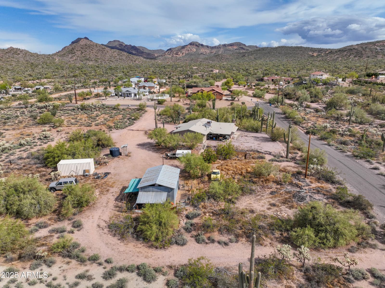 1325 E TONTO Street, Apache Junction, AZ 85119 — photo 5 of 25